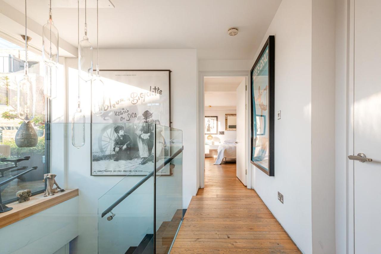 Stunning 3 Bedroom, 3 Bathroom Duplex With Terrace Londen Buitenkant foto