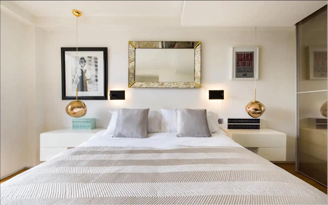 Stunning 3 Bedroom, 3 Bathroom Duplex With Terrace Londen Buitenkant foto